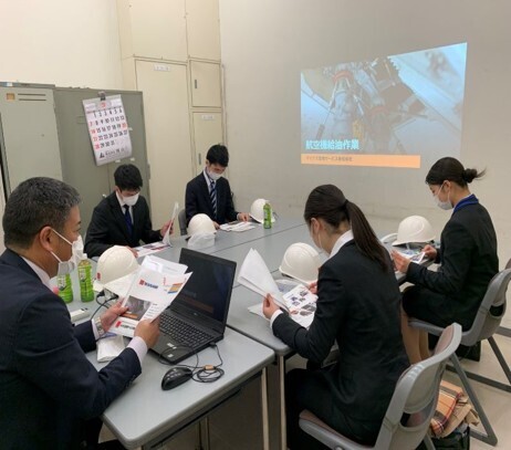 「座学」